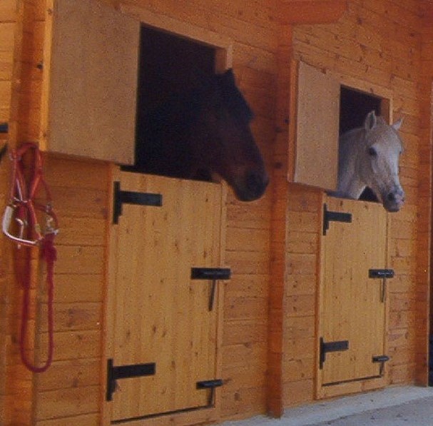 horse-stables-header.jpg