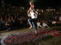 firewalking-relatives-match-heartbeat_35264_600x450.jpg