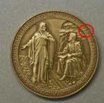 v2pope-commemorative-coin11.jpg